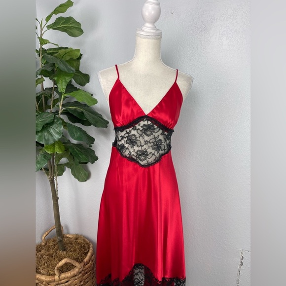 Victoria's Secret Vintage Gold Label Red Lace Slip Dress - Picture 8 of 8